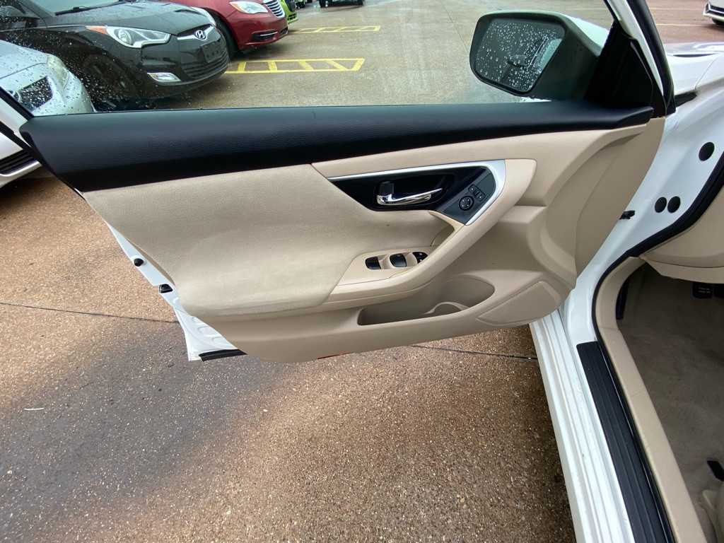 2014 Nissan Altima Image 13