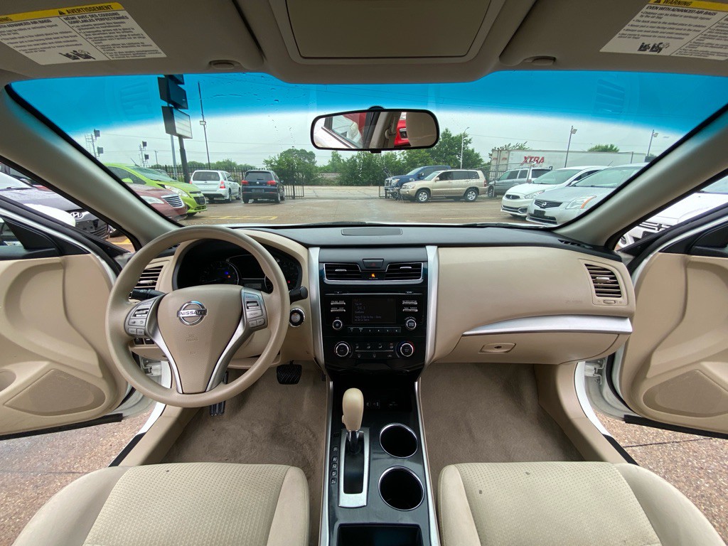 2014 Nissan Altima Image 21