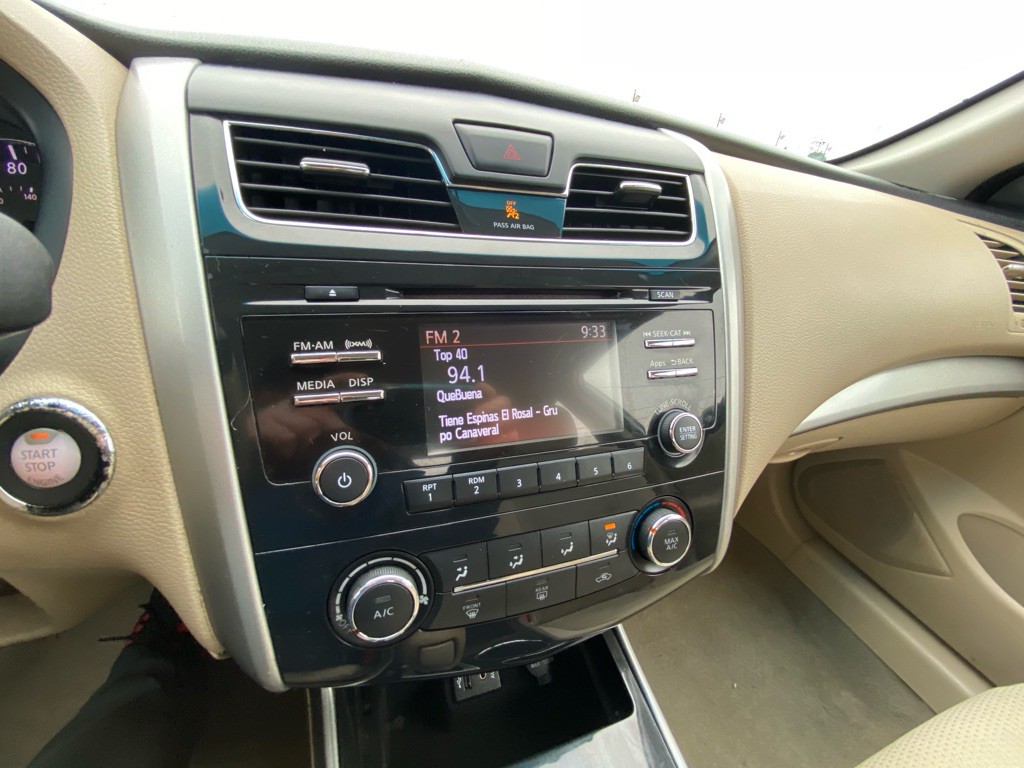 2014 Nissan Altima Image 29