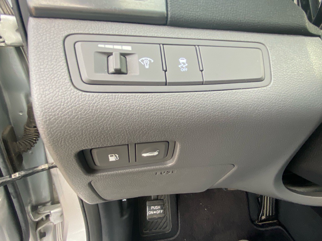 2011 Hyundai Sonata Image 23