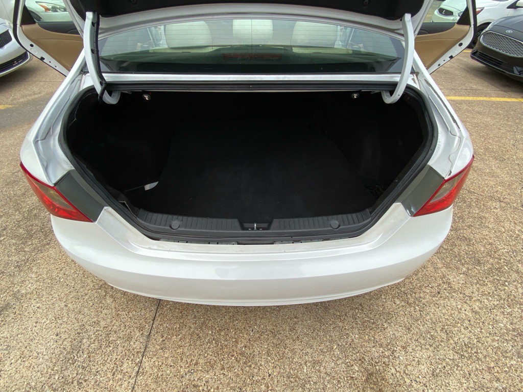 2013 Hyundai Sonata Image 17