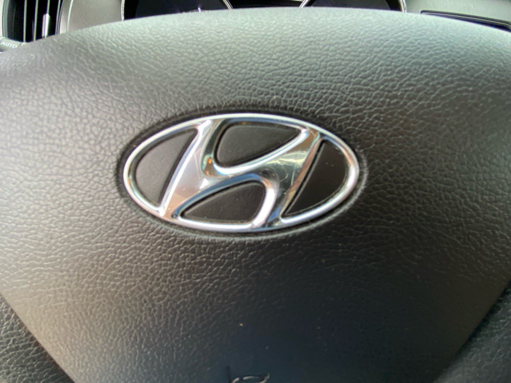 2013 Hyundai Sonata Image 22