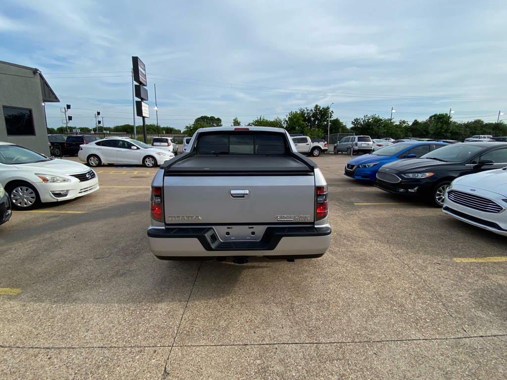 2014 Honda Ridgeline Image 5