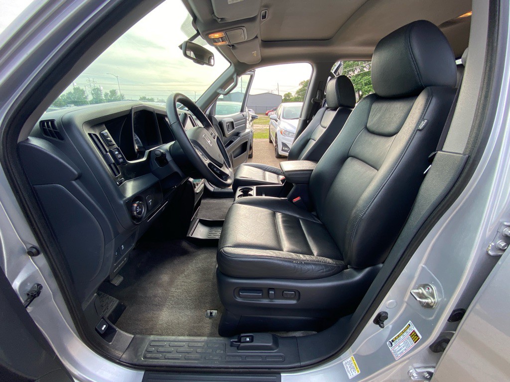 2014 Honda Ridgeline Image 15