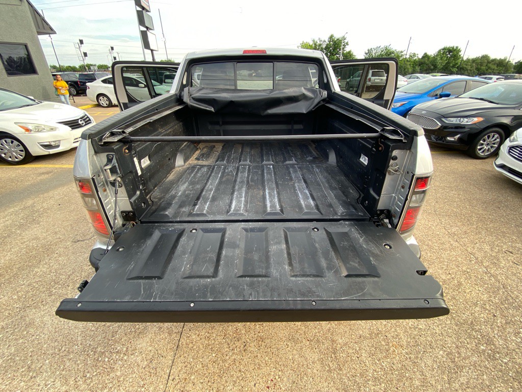 2014 Honda Ridgeline Image 17