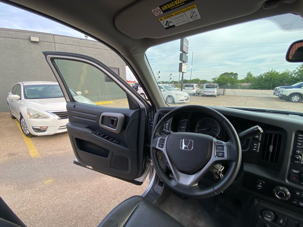 2014 Honda Ridgeline Image 22