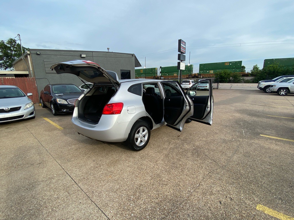 2010 Nissan Rogue Image 12