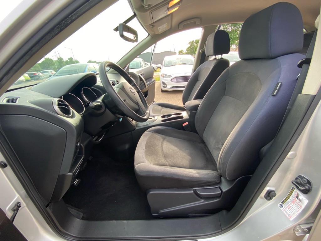 2010 Nissan Rogue Image 15