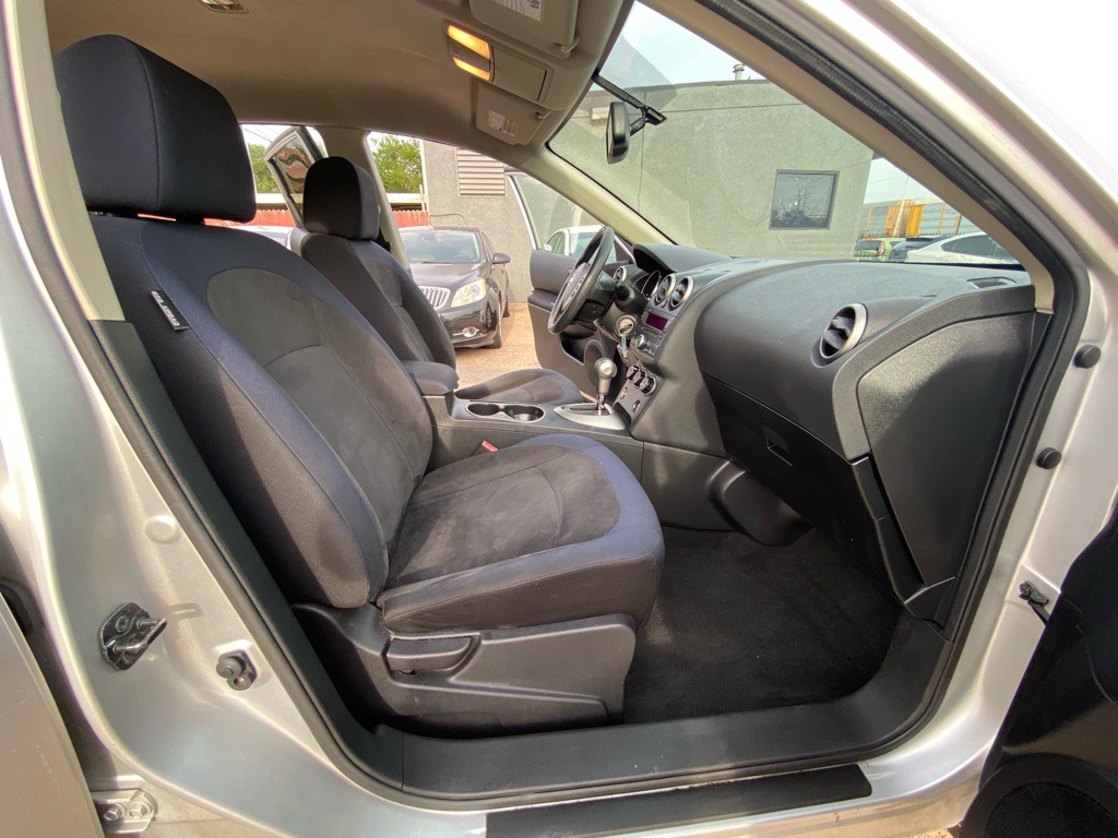 2010 Nissan Rogue Image 19