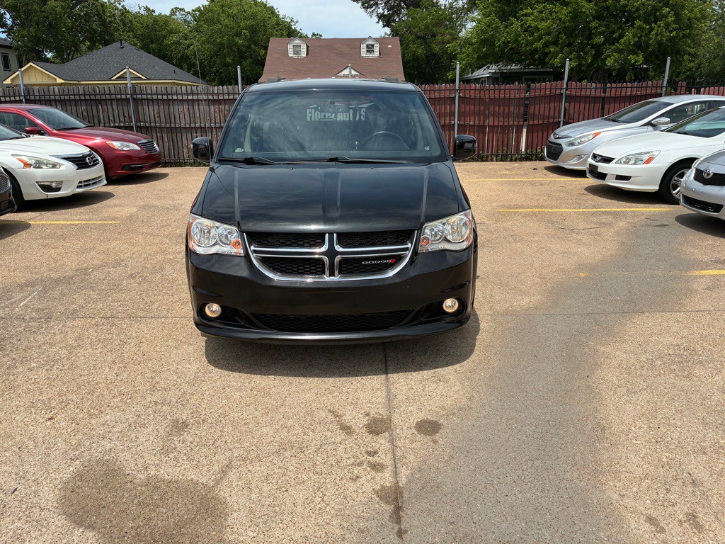 2016 Dodge Grand Caravan Image 2