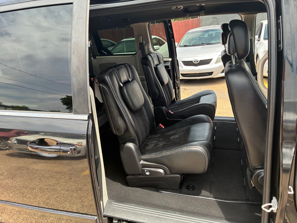 2016 Dodge Grand Caravan Image 19