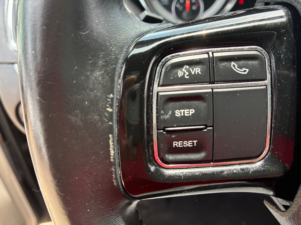 2016 Dodge Grand Caravan Image 27
