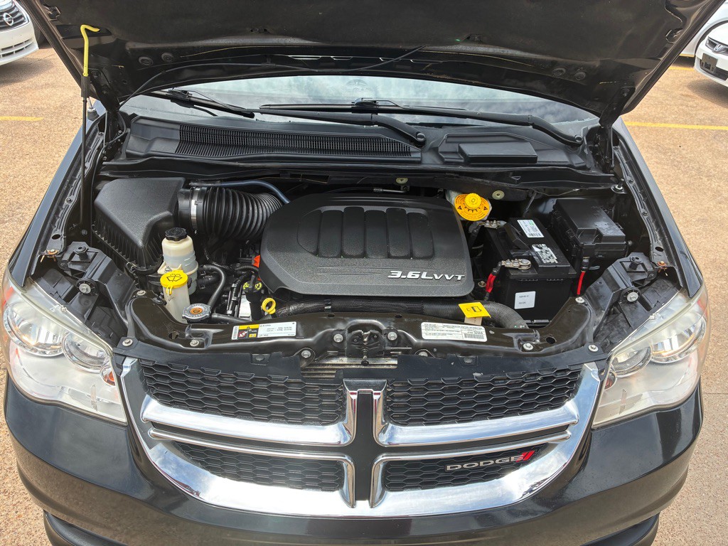 2016 Dodge Grand Caravan Image 32