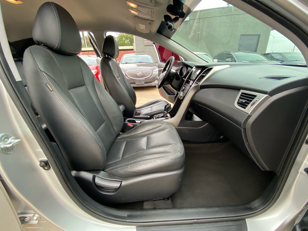 2014 Hyundai Elantra Image 18