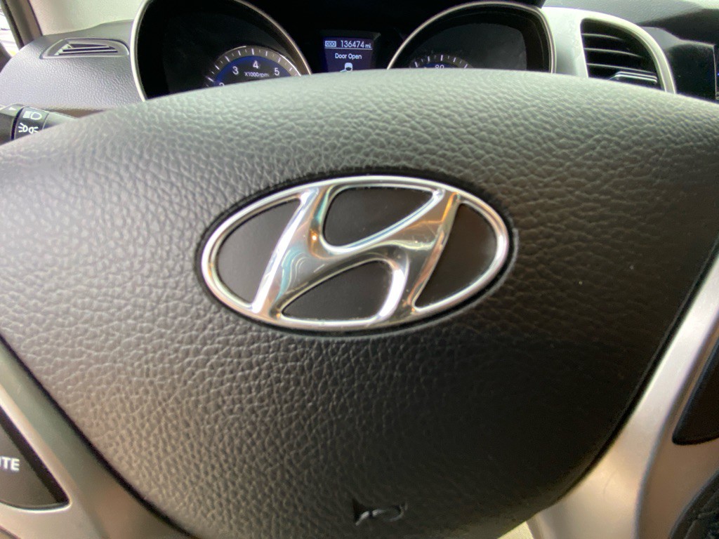 2014 Hyundai Elantra Image 25
