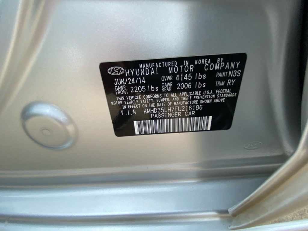2014 Hyundai Elantra Image 32