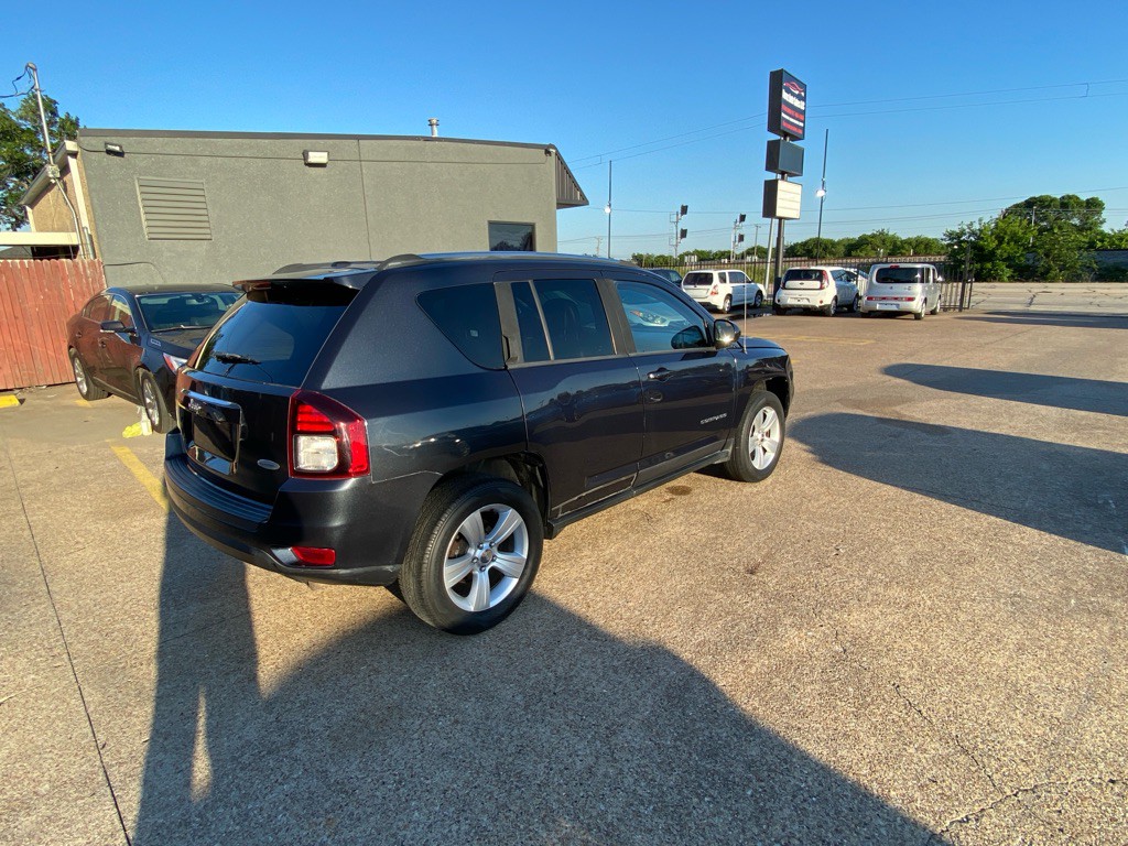 2014 Jeep Compass Image 6