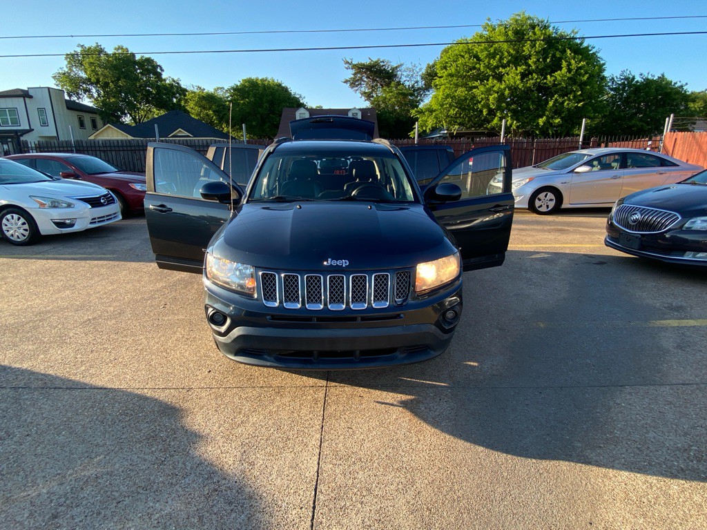 2014 Jeep Compass Image 8