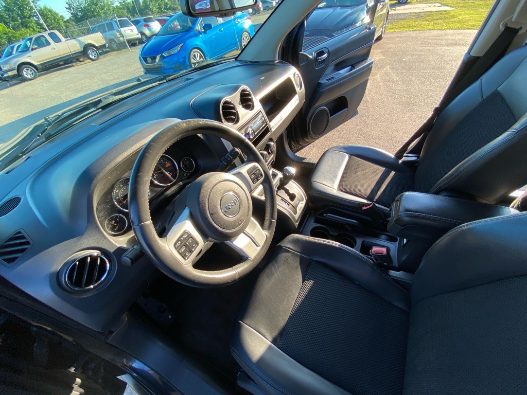2014 Jeep Compass Image 14