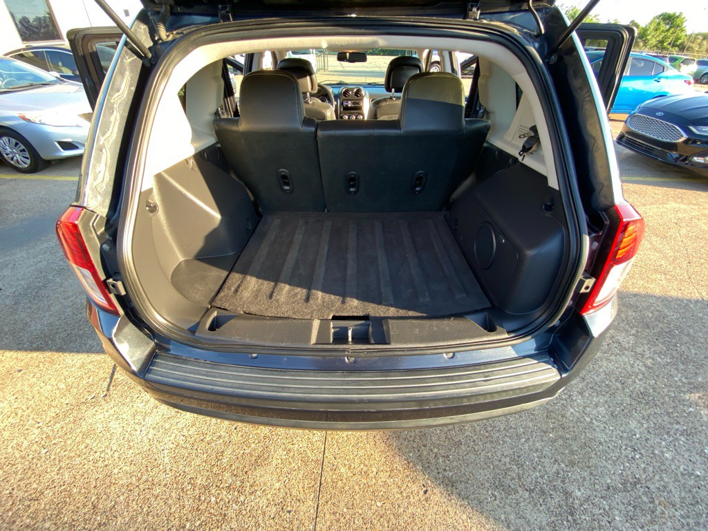 2014 Jeep Compass Image 17