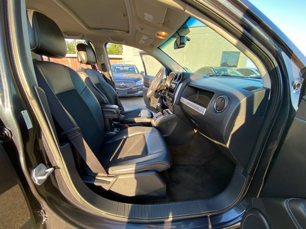 2014 Jeep Compass Image 19