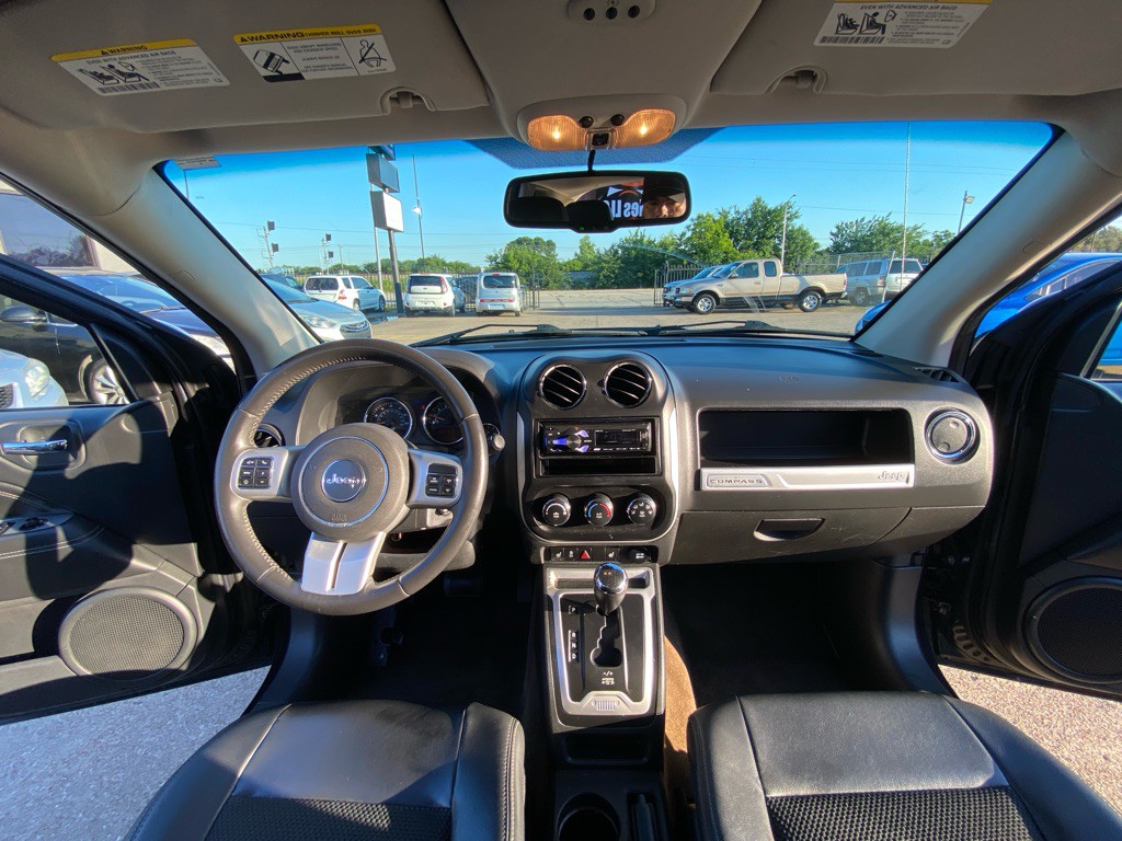 2014 Jeep Compass Image 21