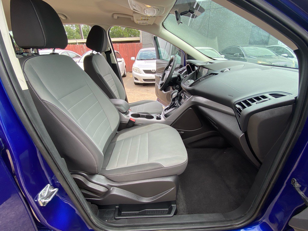 2016 Ford Escape Image 19