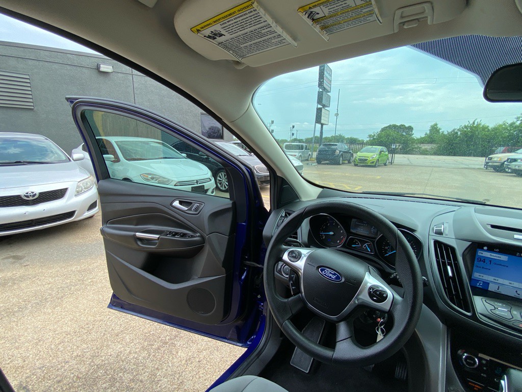 2016 Ford Escape Image 22