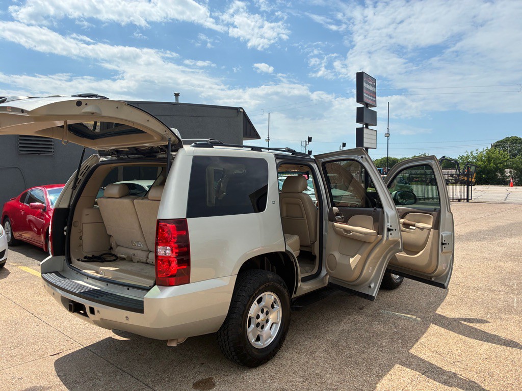 2013 Chevrolet Tahoe Image 12