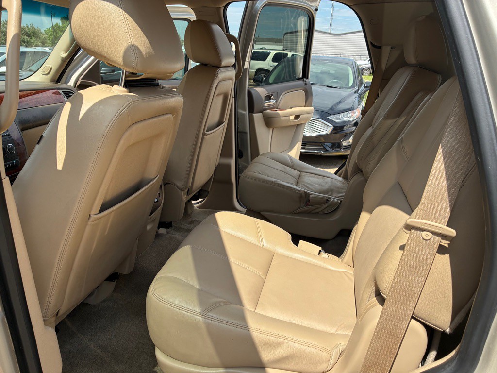 2013 Chevrolet Tahoe Image 16