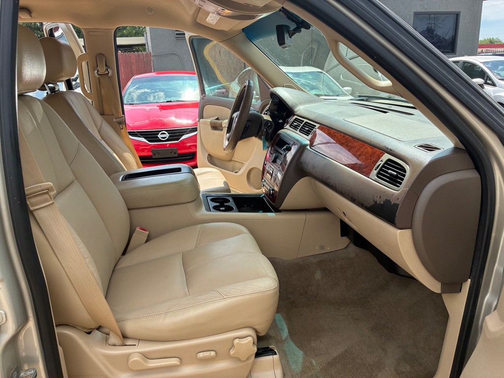 2013 Chevrolet Tahoe Image 21