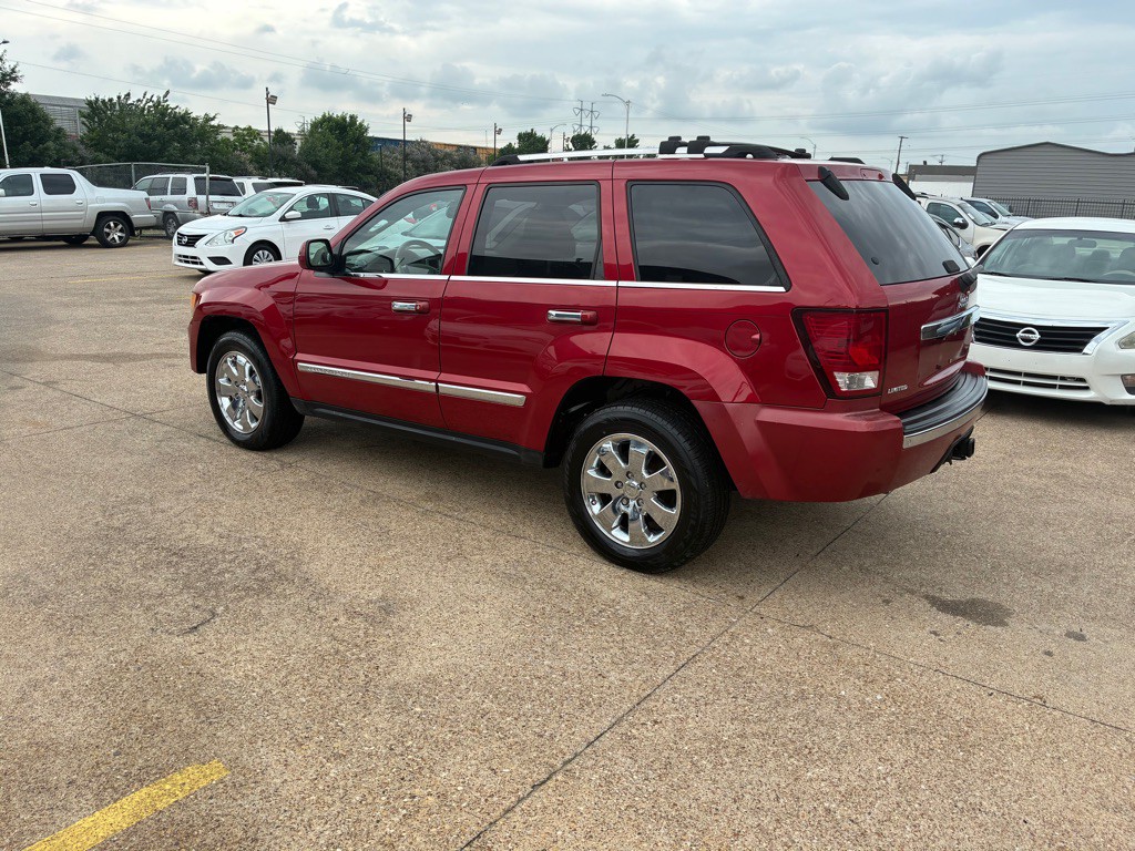 2010 Jeep Grand Cherokee Image 4