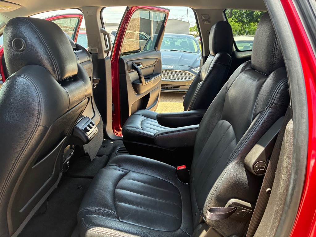 2014 Chevrolet Traverse Image 16