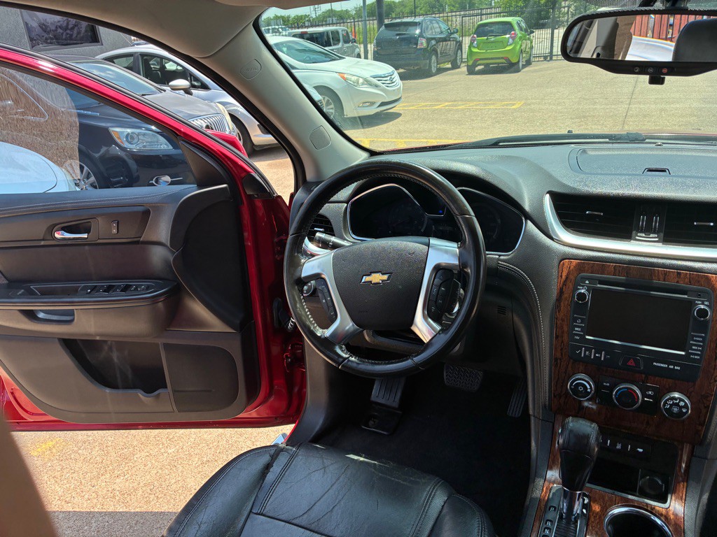 2014 Chevrolet Traverse Image 25