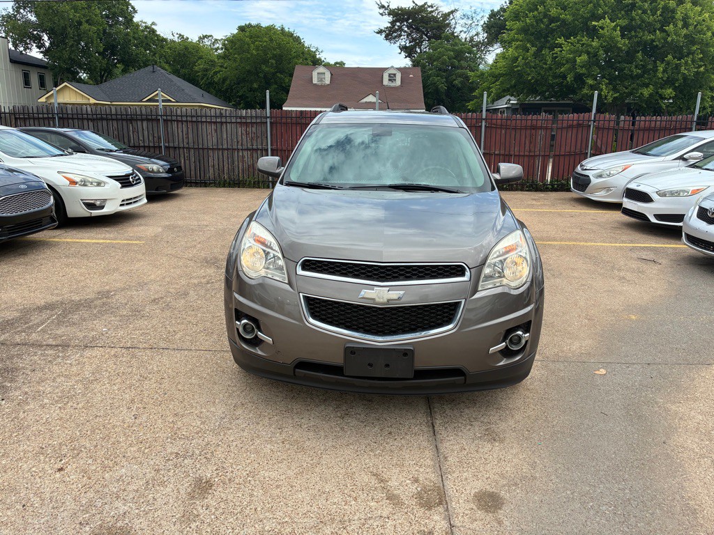 2011 Chevrolet Equinox Image 2