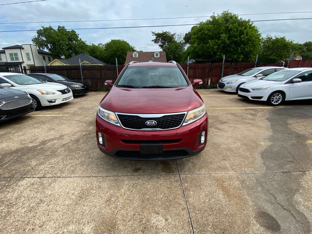 2015 Kia Sorento Image 2