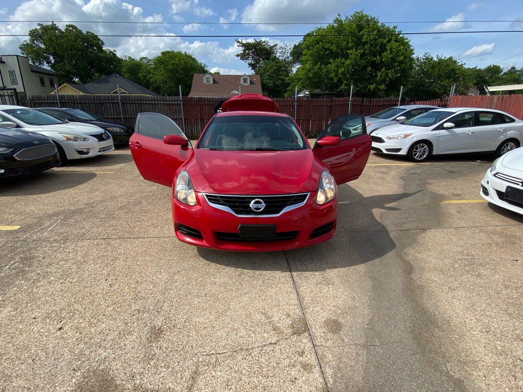 2012 Nissan Altima Image 8