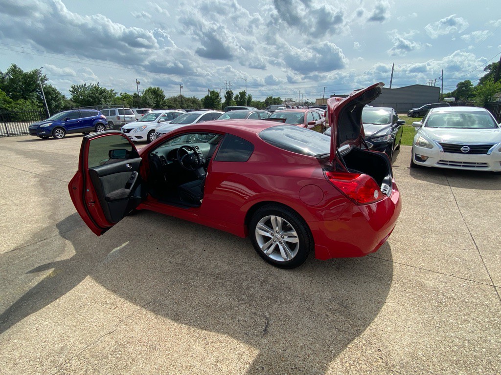 2012 Nissan Altima Image 10