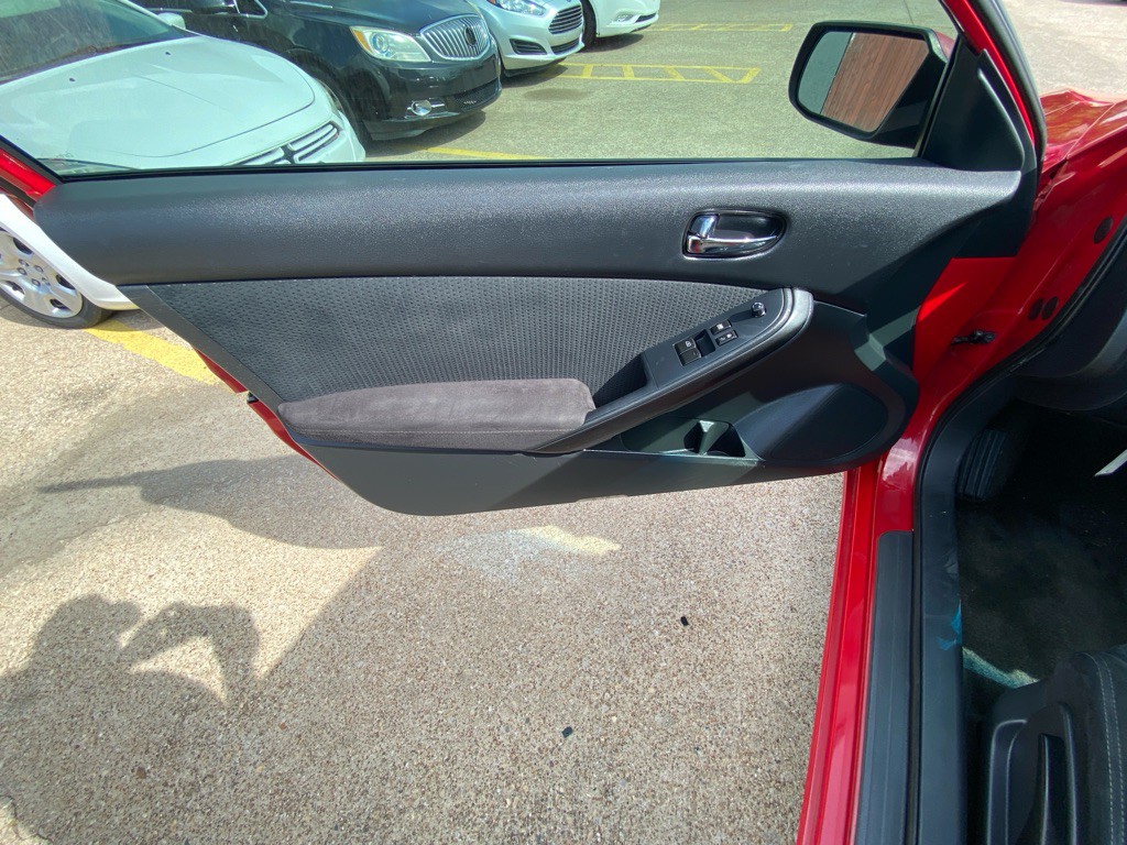 2012 Nissan Altima Image 13