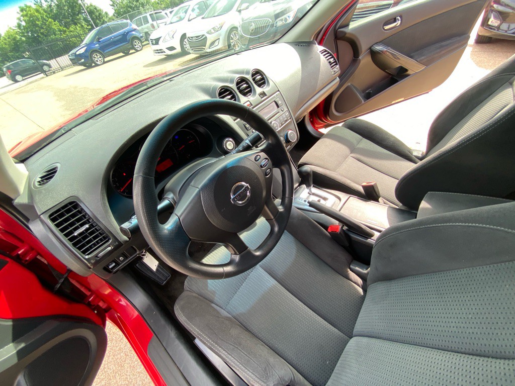2012 Nissan Altima Image 14