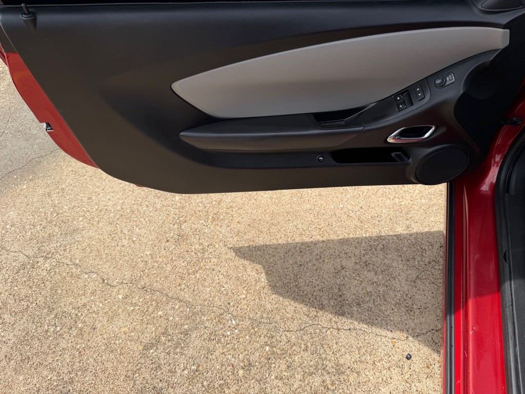 2014 Chevrolet Camaro Image 13