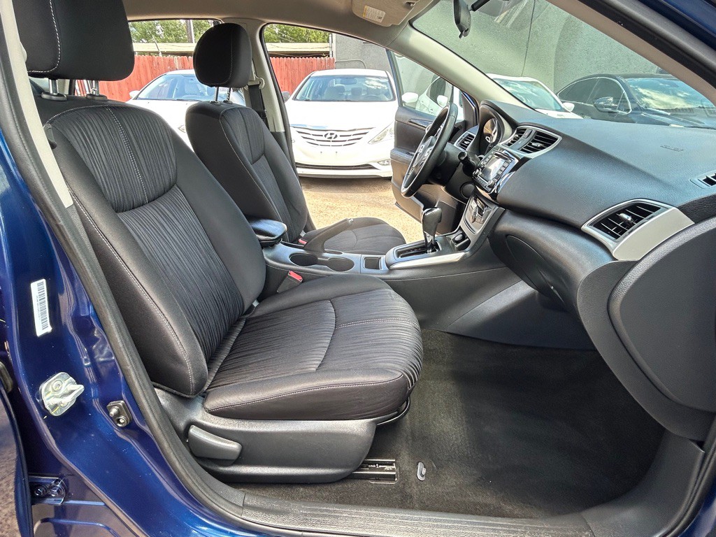 2018 Nissan Sentra Image 19
