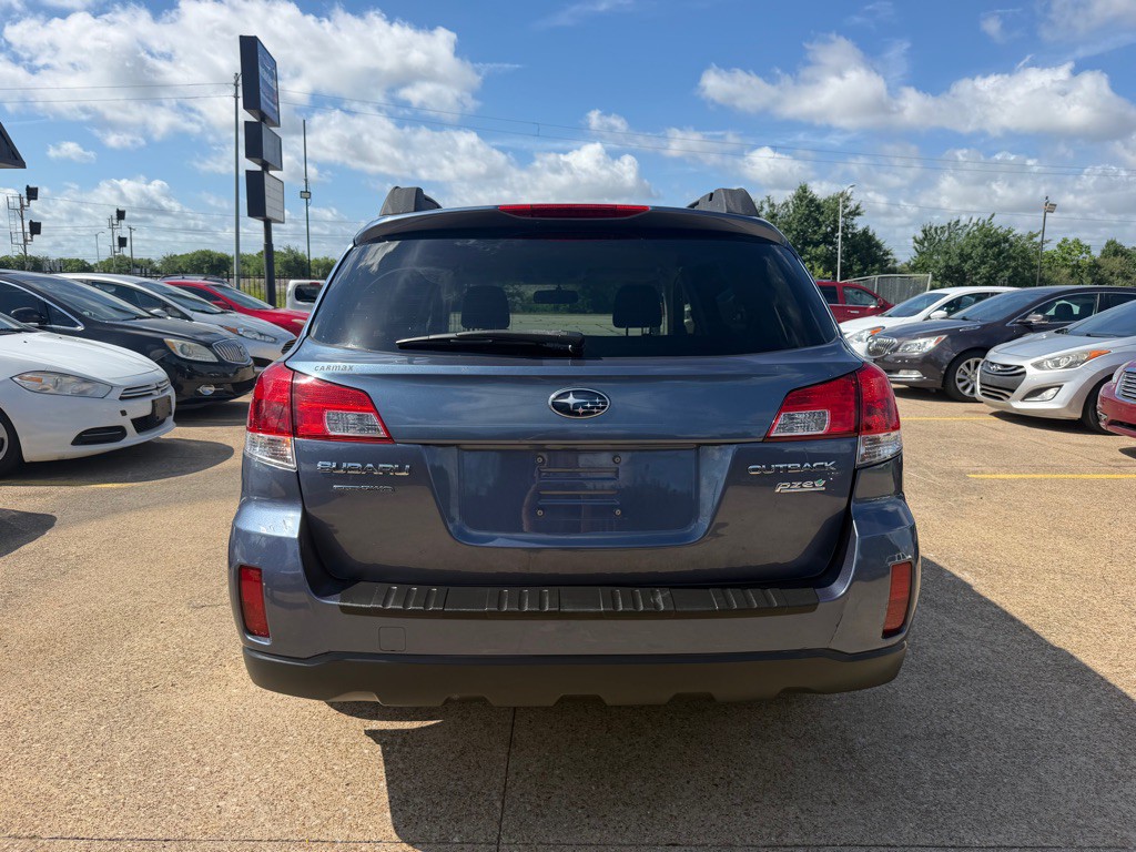 2013 Subaru Outback Image 5