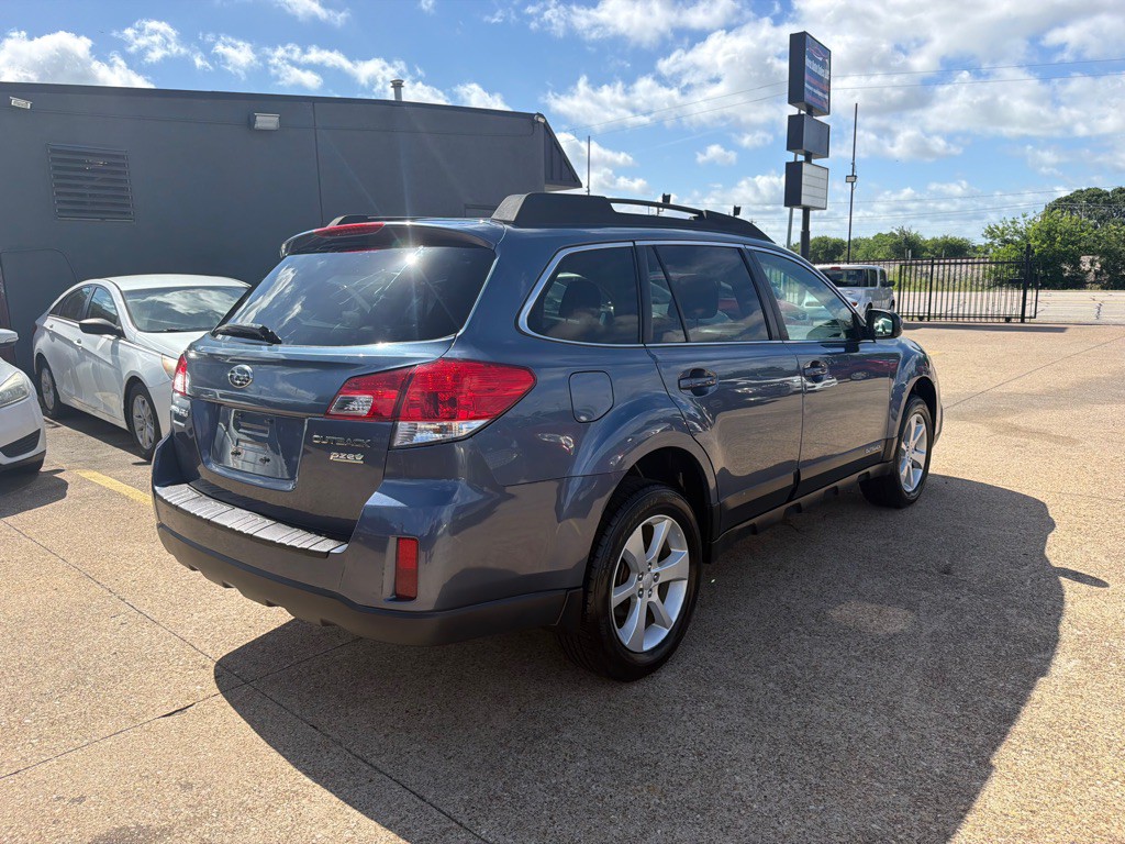 2013 Subaru Outback Image 6