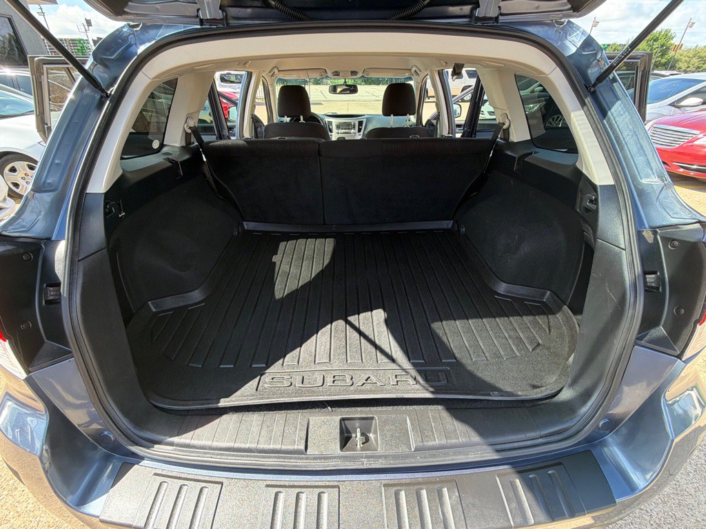 2013 Subaru Outback Image 17