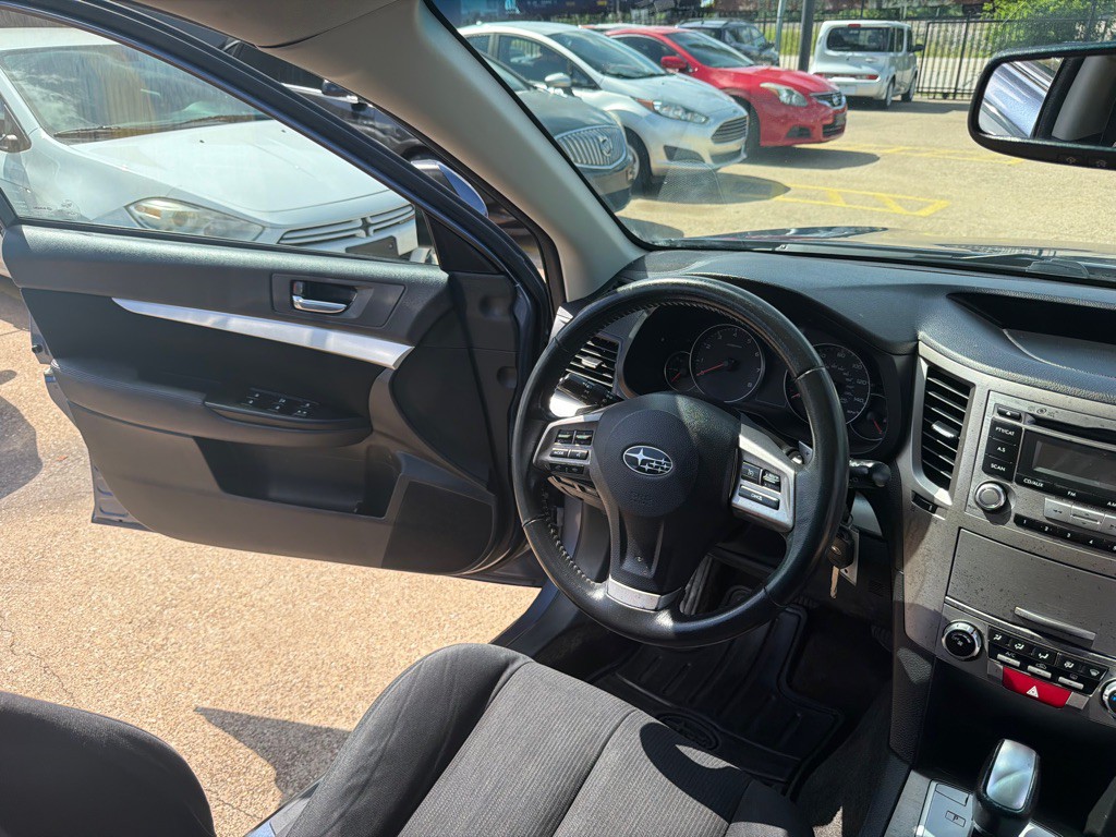 2013 Subaru Outback Image 22