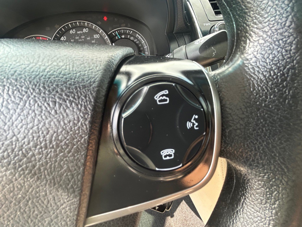 2014 Toyota Camry Image 25