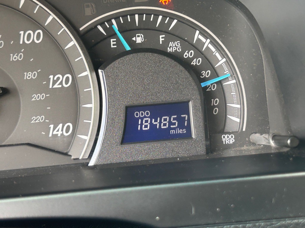 2014 Toyota Camry Image 27