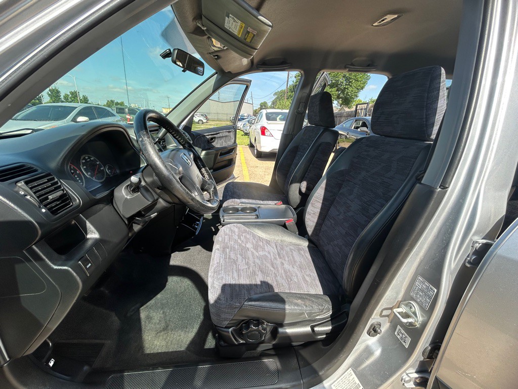 2004 Honda CR-V Image 15
