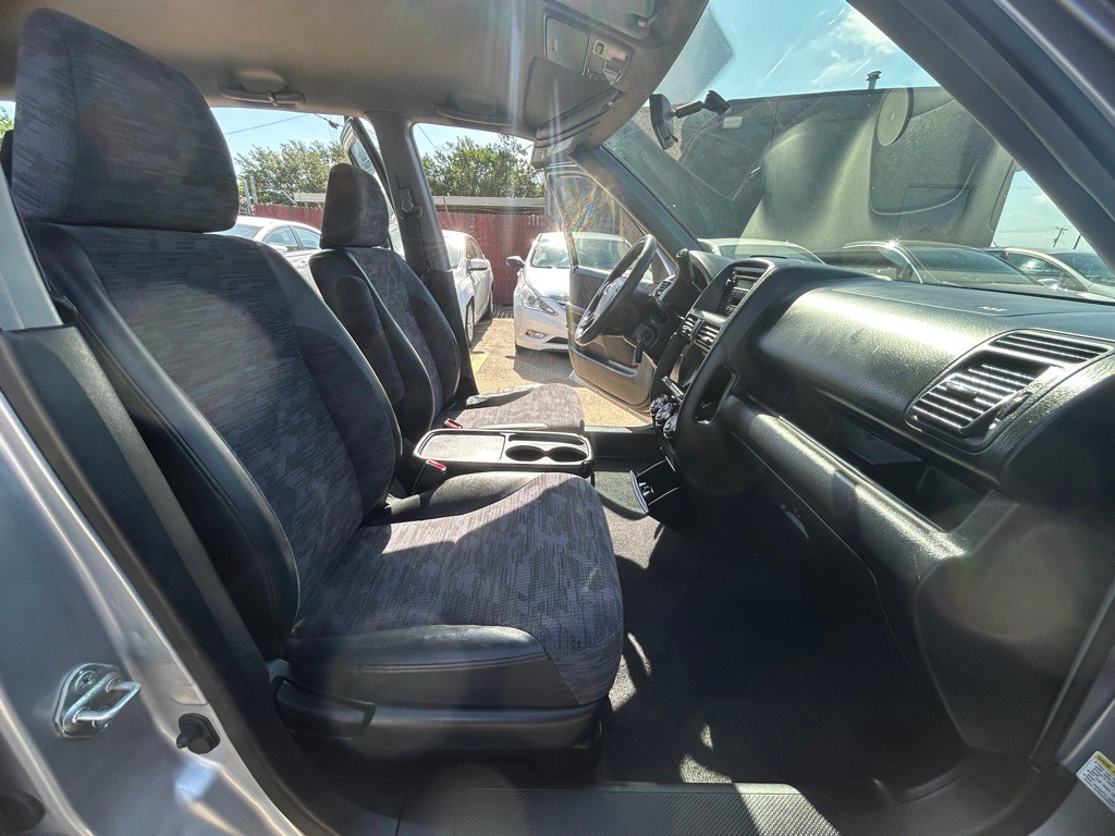 2004 Honda CR-V Image 19